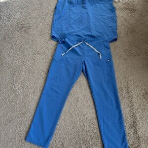 Figs Blue Scrub Set with Drawstring , top Sz L pants Sz M